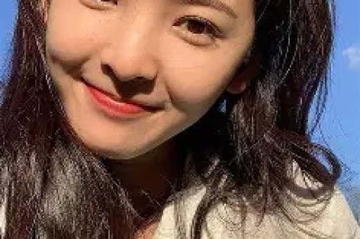 孙菲菲揭娱乐圈霸凌声援李玟!自曝被吐浓痰殴打致毁容打人者仍嚣张没被抓
